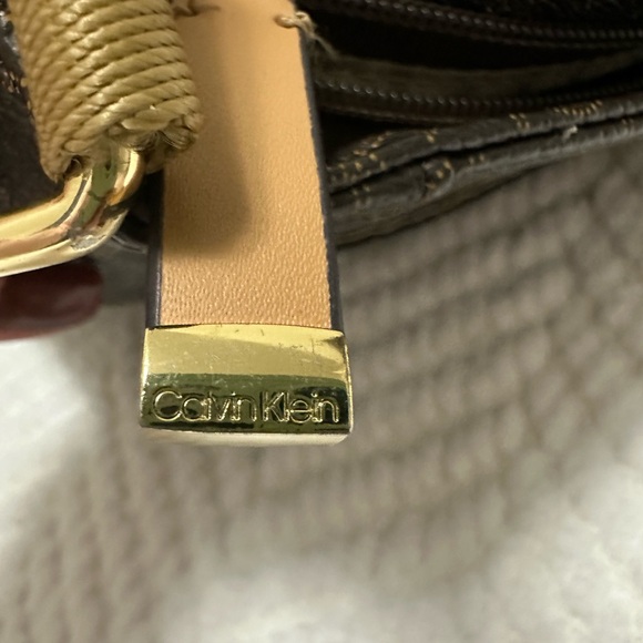 Calvin Klein Brown Logo Crossbody Bag Double Zip Adjustable Strap - Picture 7 of 9